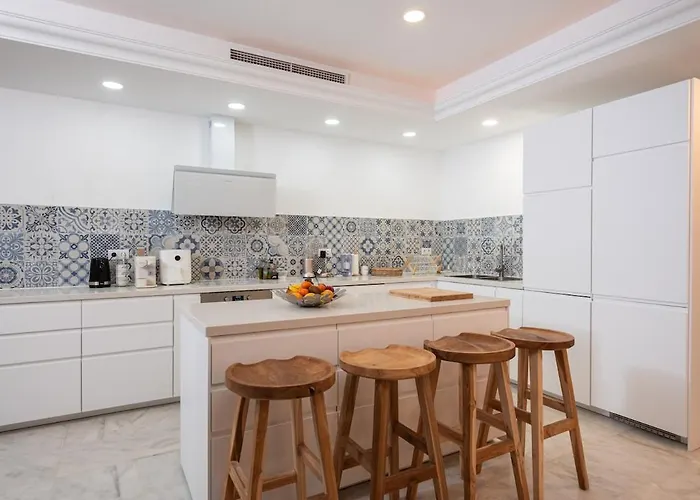 Apartment Azul On The New Golden Mile 1min Walk From By Allstay